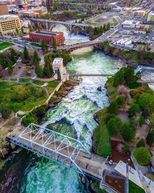 Sandy Baggett - Modern Career Warrior @ AnneMarieSegal.com/mcw-sandy-baggett.